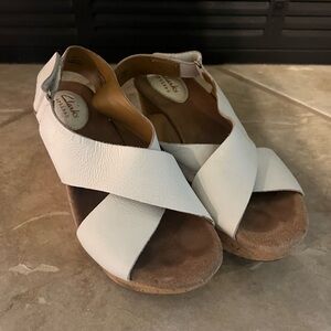 Clarks Artisan Cork Wedge sz 7.5 white Gently used